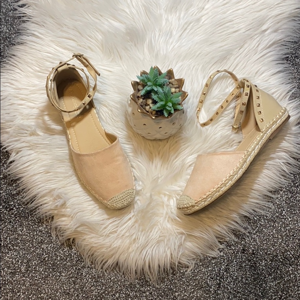 Tan embellished suede / faux leather espadrilles